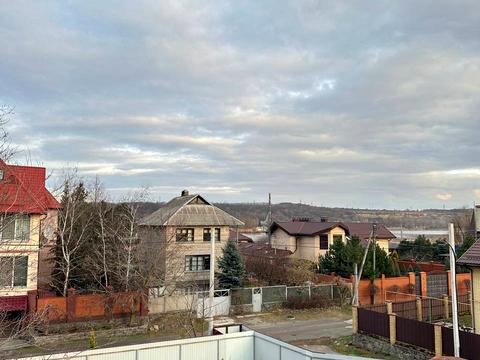 будинок за адресою Прибережна вул.