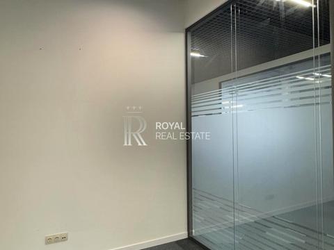 комерційна за адресою Лаврська вул. (Січневого Повстання), 14