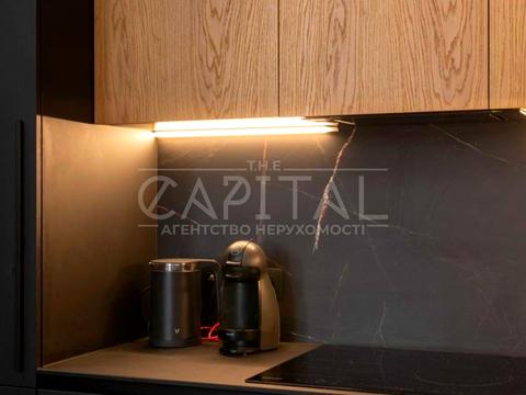 квартира за адресою Регенераторна вул., 4 к8
