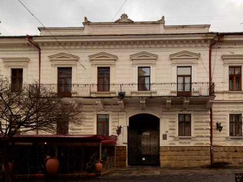 квартира за адресою Ольги Кобилянської вул., 38