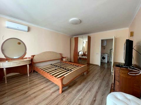 квартира за адресою Казимира Малевича вул. (Боженка), 83