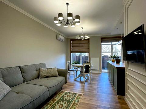 квартира за адресою Лабораторна вул., 31