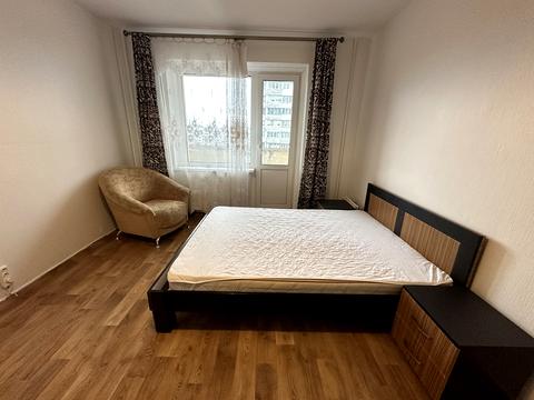 квартира за адресою Феодосійська вул., 10