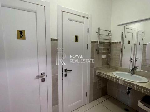 комерційна за адресою Кловський узвіз, 7