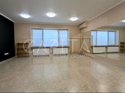 комерційна за адресою Оболонська набережна вул., 7