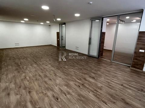 комерційна за адресою Ділова вул. (Димитрова), 2-Б