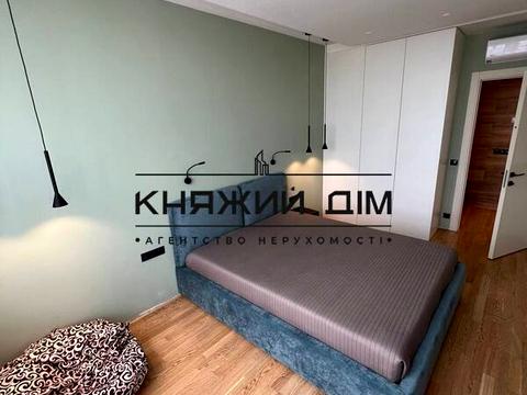 квартира по адресу Драгоманова ул., 10