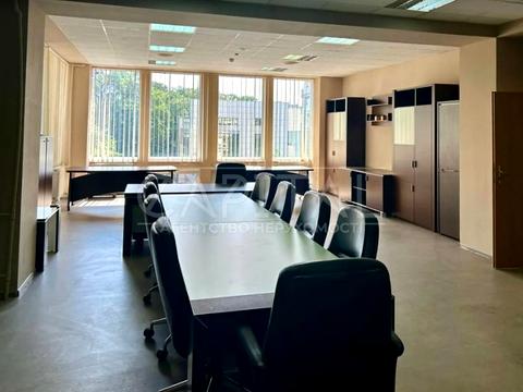 комерційна за адресою Митрополита Василя Липківського вул. (Урицького), 45