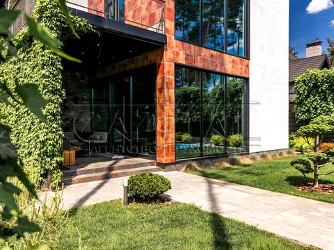 будинок за адресою Успішна