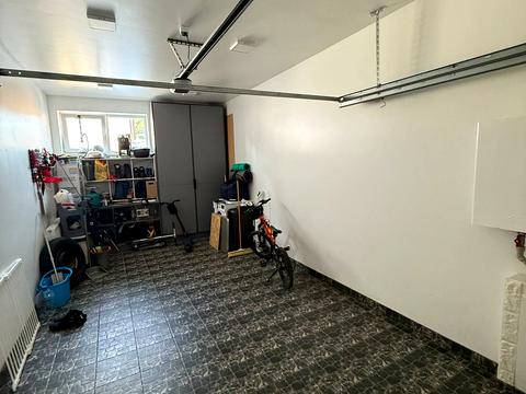 будинок за адресою Озерна, 8ж