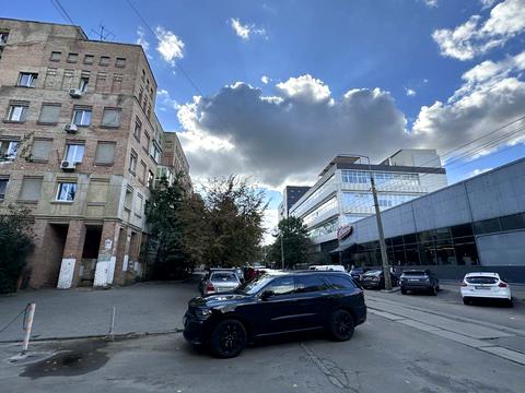 квартира по адресу Еленовская ул., 8