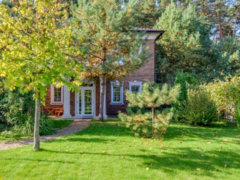 будинок за адресою смт. Козин, Козацька вул.