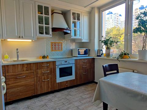 квартира за адресою Юрія Поправки вул. (Миколи Лебедєва), 14