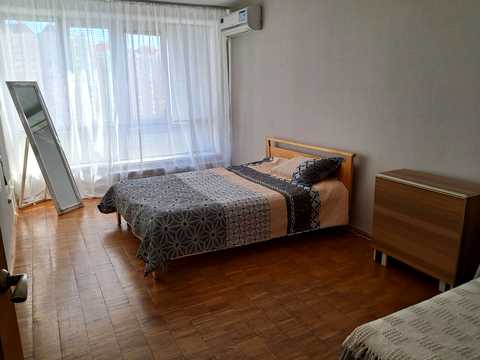 квартира за адресою Олександра Архипенка вул. (Мате Залки), 5-А
