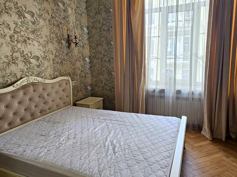 квартира по адресу Андреевский спуск, 3