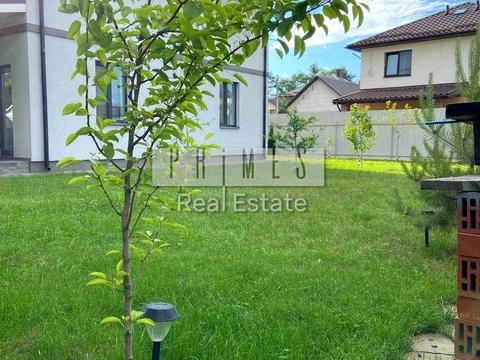 будинок за адресою Квітнева вул.