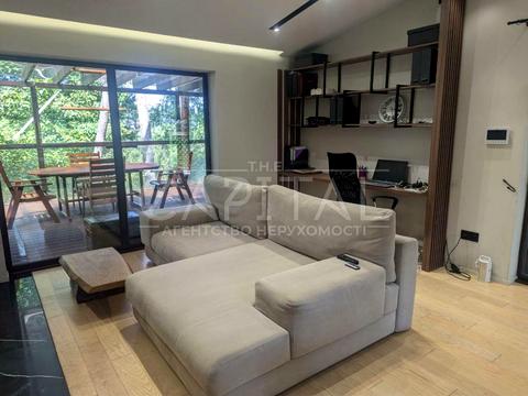 дом по адресу Центральна