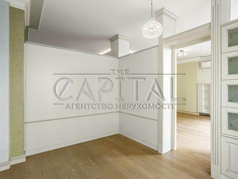 коммерческая по адресу Кловский спуск, 7a