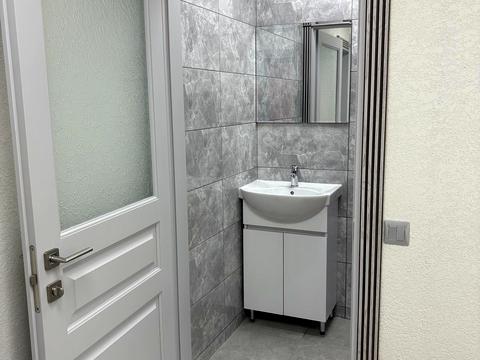 коммерческая по адресу Ревуцкого ул., 54
