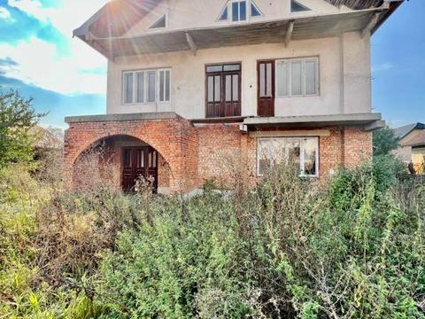 дом по адресу Леси Украинки ул., 30А