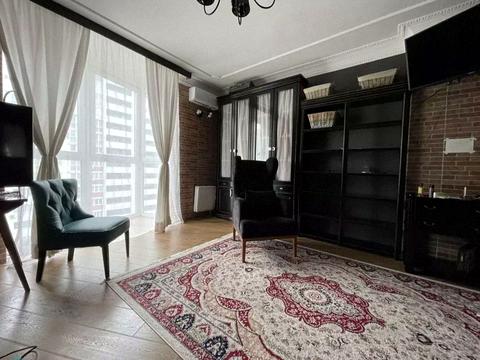 квартира за адресою Драгоманова вул., 2