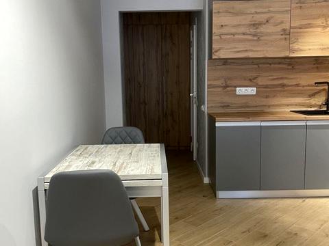квартира за адресою Регенераторна вул., 4 к1