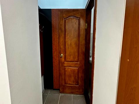 комерційна за адресою Івана Франка вул., 28
