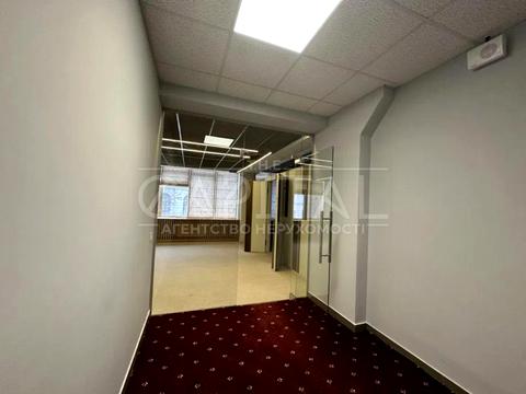коммерческая по адресу Верхній Вал ул., 32
