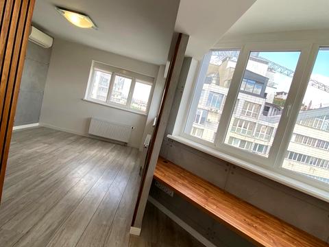 квартира за адресою Вадима Гетьмана, 1Б