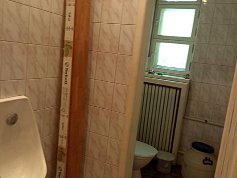 комерційна за адресою Пастера вул., 12