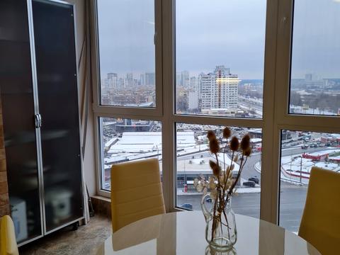 квартира по адресу Ревуцкого ул., 40