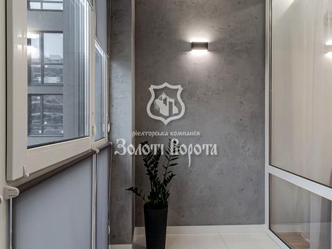 квартира за адресою Олександра Олеся вул., 10