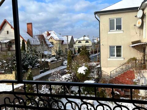 будинок за адресою Радісна вул., 2