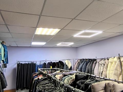 комерційна за адресою Пашутінська вул., 44