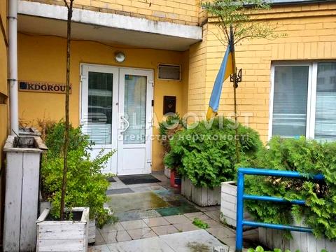 коммерческая по адресу Гетьмана Кирилла Разумовского ул. (Миколи Краснова), 17