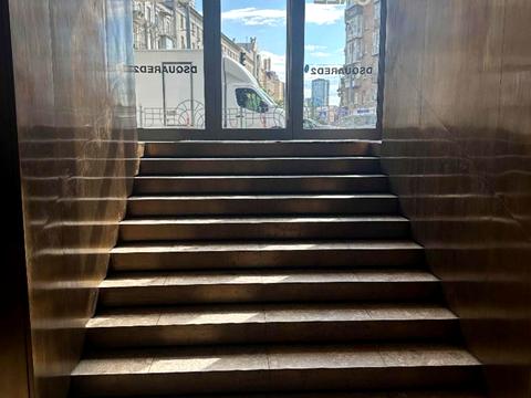 комерційна за адресою Басейна вул., 11