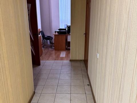 комерційна за адресою Маршала Рокосовського просп., 7