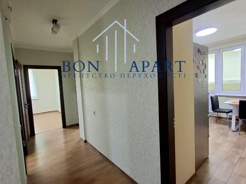 квартира за адресою Київ, Героїв полку "Азов" вул. (Маршала Малиновського), 4-В