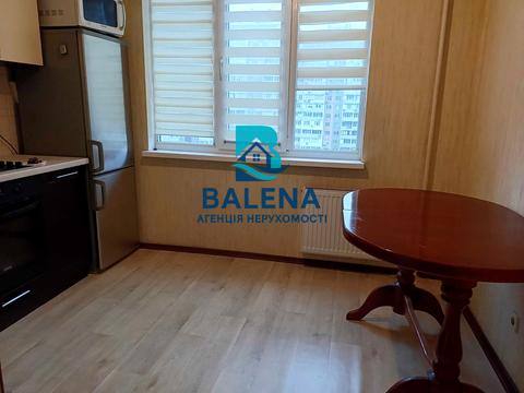 квартира за адресою Академіка Заболотного вул., 56