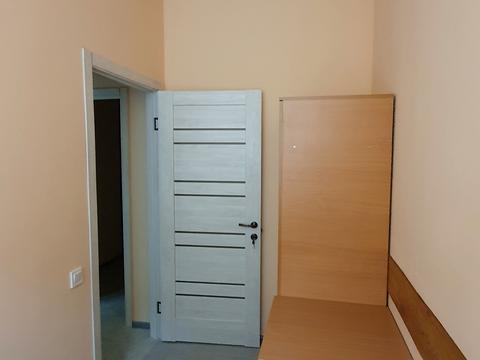 комерційна за адресою В'ячеслава Чорновола вул., 15