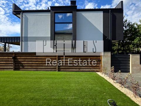 будинок за адресою Анни Ярославни вул.