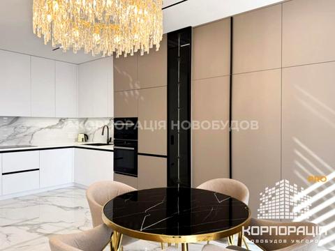 квартира за адресою Волошина, 10