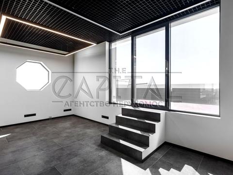 комерційна за адресою вул. Андрія Верхогляда, 17