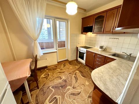 квартира по адресу Ревуцкого ул., 44-Б