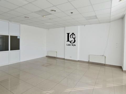 комерційна за адресою Проскурівського підпілля вул., 61