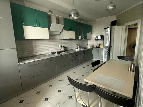 квартира за адресою Залізнична вул., 25