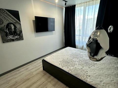 квартира за адресою Олександра Олеся вул., 5-А