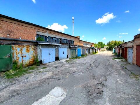 паркомісце за адресою Польська вул. (Комарова), 4А