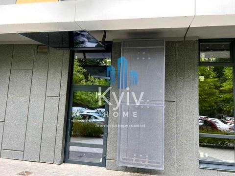 комерційна за адресою Кільцева дорога вул., 1