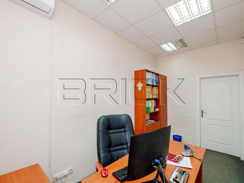 комерційна за адресою Копилівська вул., 21
